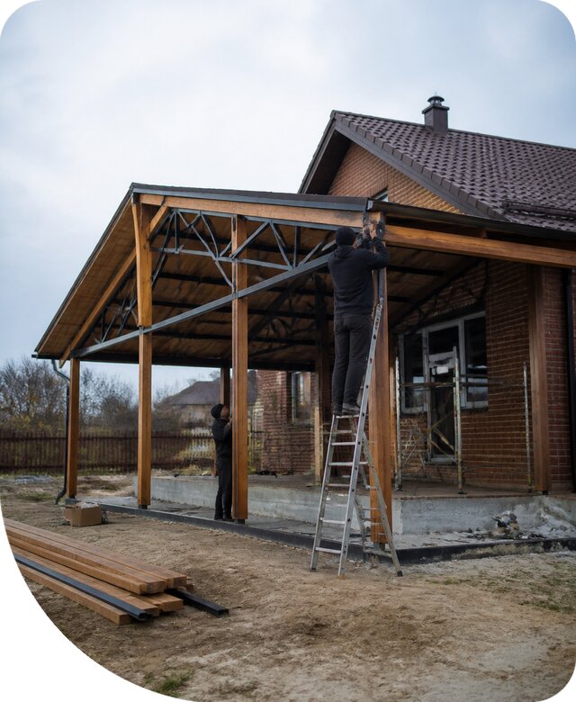 Пристройка навеса к дому и участку в Ялте под ключ